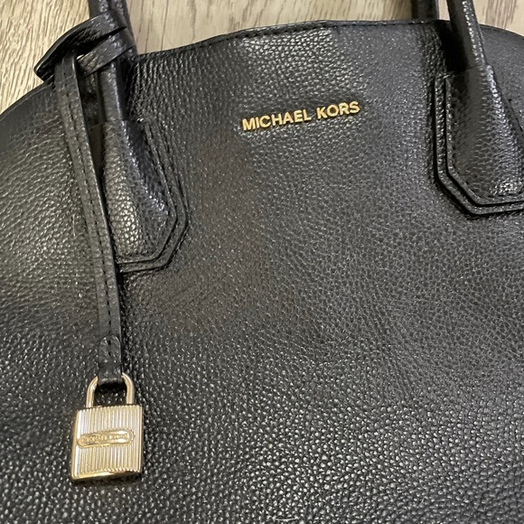 Gently used Michael Kors purse - Picture 3 of 3